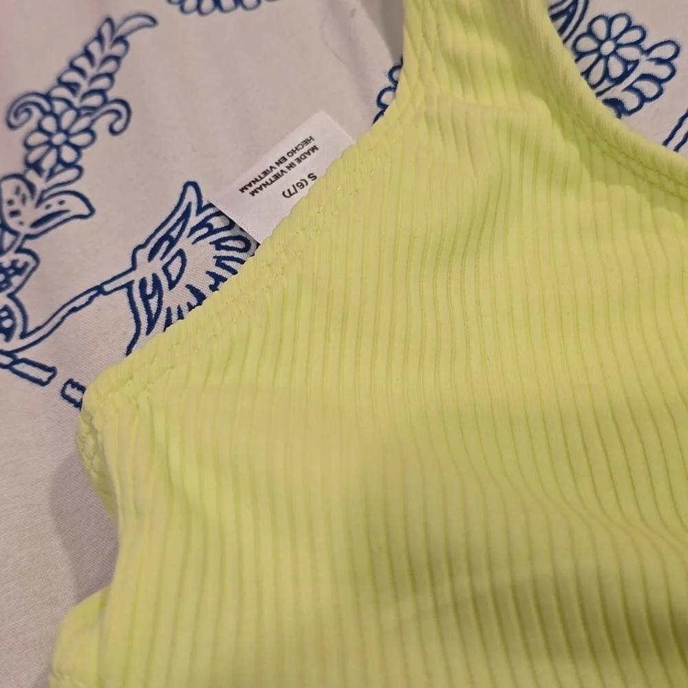 ❤️10/$13 New girls bikini top